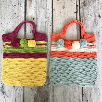 Crochet Pom Pom Bag