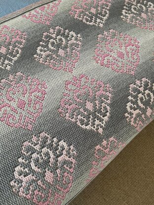 Vivien Damask Mosaic Crochet