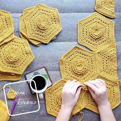 Florence Hexagon Blanket