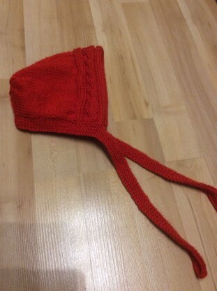 Cable Baby Bonnet