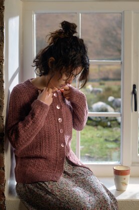 Hodgsons Cardigan Joy in The Fibre Co. Lore - Downloadable PDF