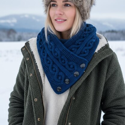 Celtic twist Neckwarmer
