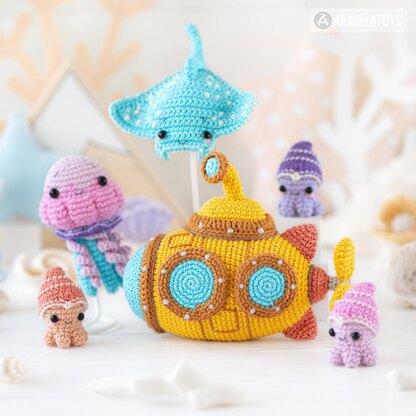 7-in-1 deep ocean crochet pattern amigurumi by AradiyaToys (Olka Novytska) mini kingdom stingray whale shark jellyfish diver crochet tutorial DIY PDF file