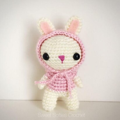 Honey Bunny the Realistic Rabbit · Amigurumi Crochet Pattern - Sweet Softies