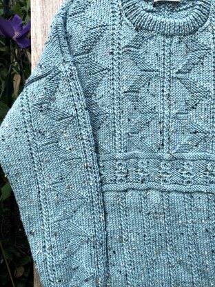 Westerwick - Gansey Jumper Knitting pattern by Pat Menchini | LoveCrafts