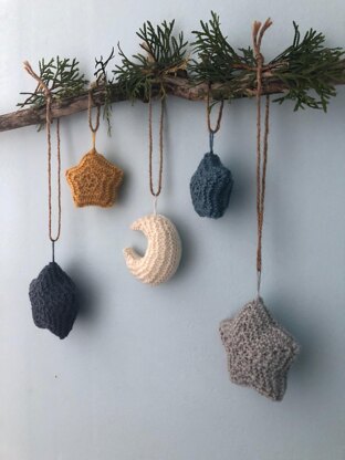 Knit Moon and Stars Christmas Ornament Pattern