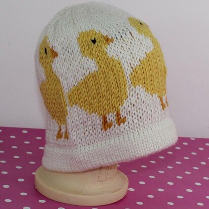 Baby Chick Ski Beanie Hat CIRCULAR