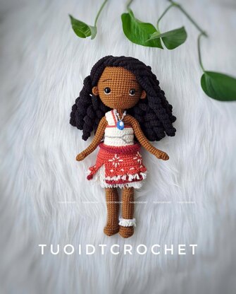Moana amigurumi doll