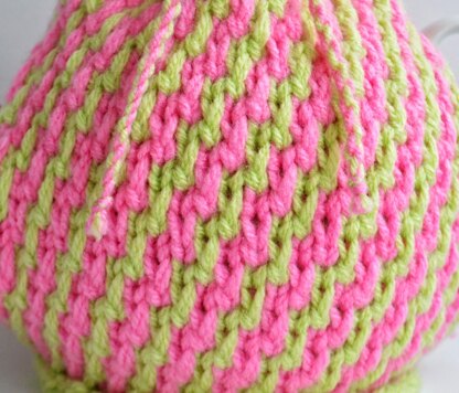 Marshmallow 4 Cup Teapot Cosy Knitting Pattern