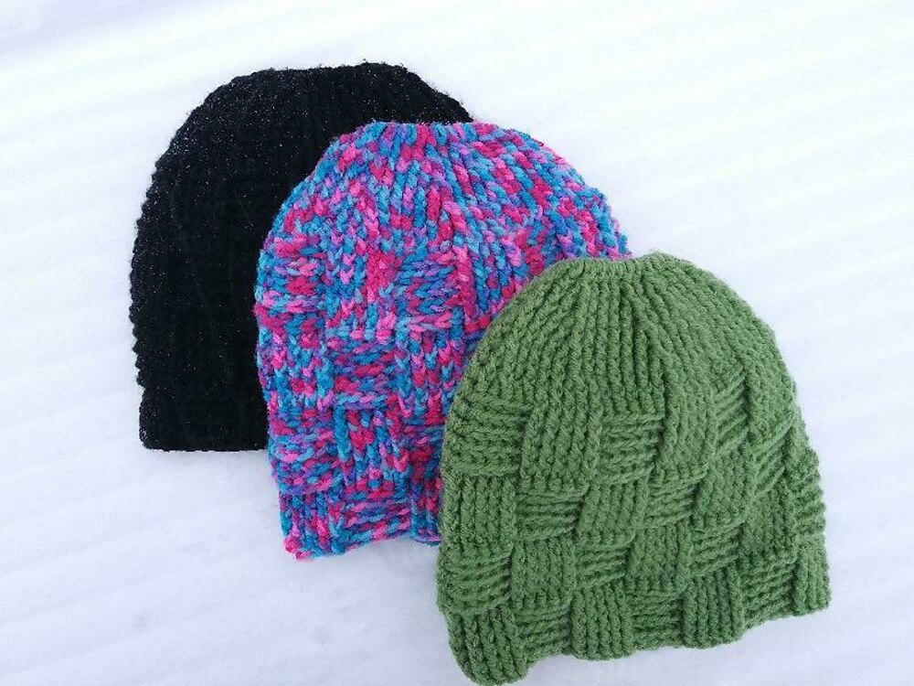 Basket Weave Ponytail Beanie Crochet pattern by Caitlin display picture 3
