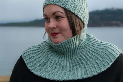 Cold Day Cowl