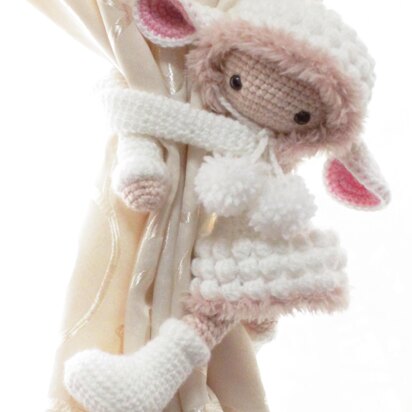 Amigurumi Lamb Girl Curtain TieBackgurumi Lamb Girl Curtain TieBack Pattern