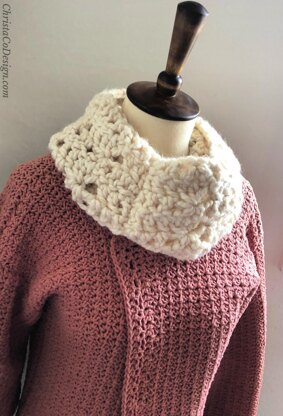 Charisma Cowl