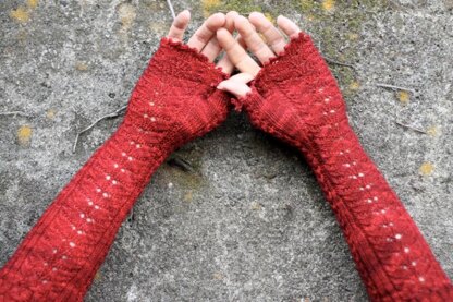 Felicitous mitts