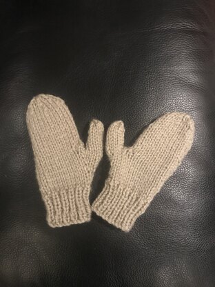 'Emergency' mittens