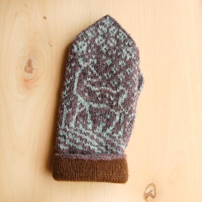 Fawn Over These Mittens!