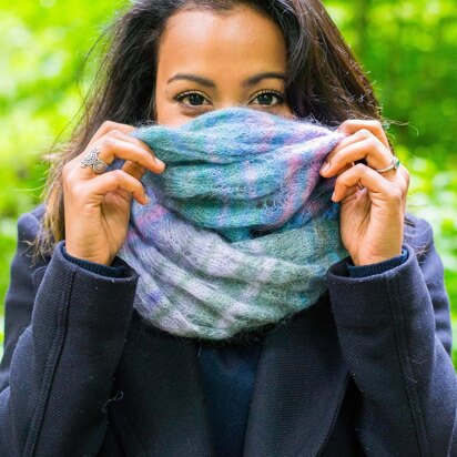 NORTHERN LIGHTS snood