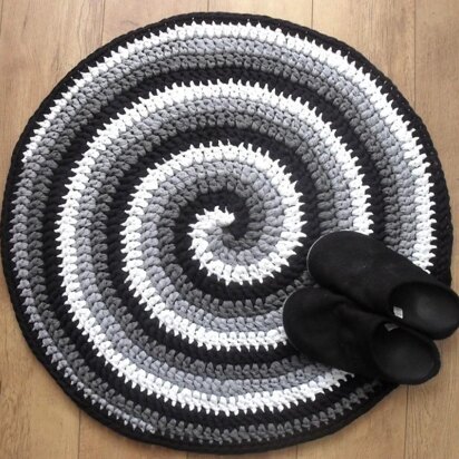 Round Spiral Rug