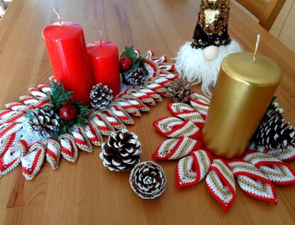 Christmas Swirls decorations Doilies