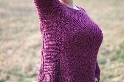 Shield Maiden pullover