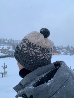 Sunny Snowflake Hat