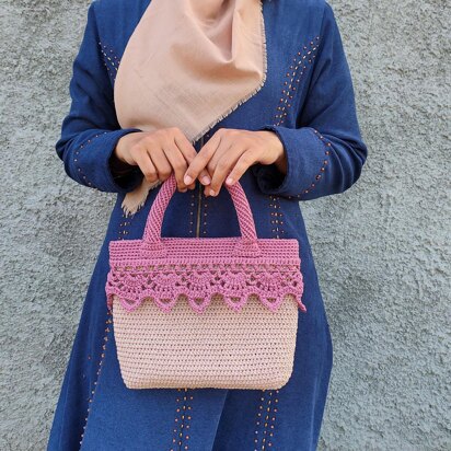 Handbag with Lace Accent