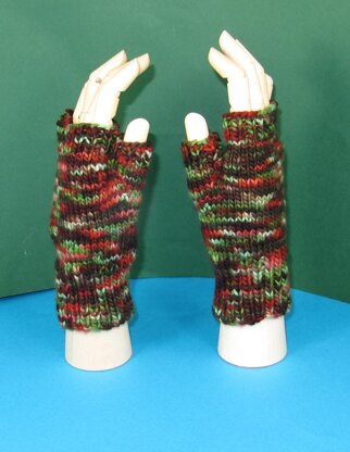 Chunky Self Striping Fingerless Gloves