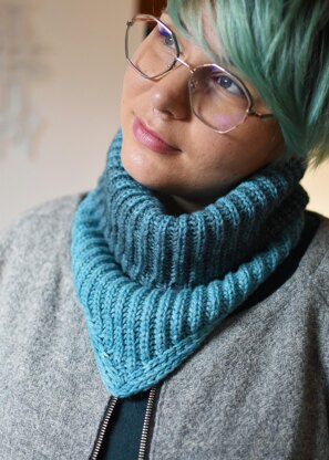 Fading Light Cowl