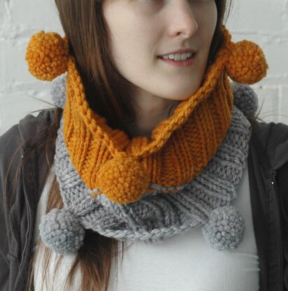 Bauble Cowl