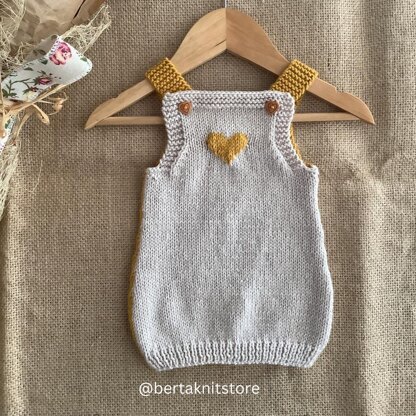 Little Heart Dress Knitting Pattern