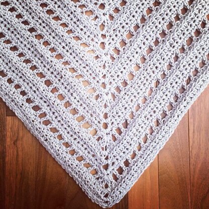 Summerland Triangle Scarf