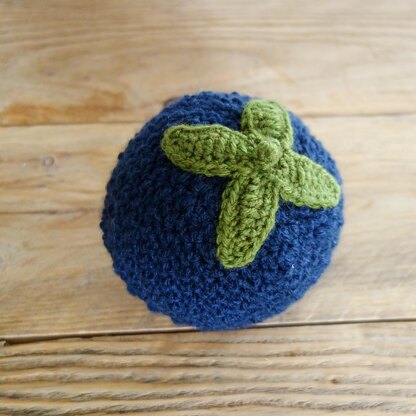 022-Blueberry baby/kid hat Crochet pattern by emilie bolduc