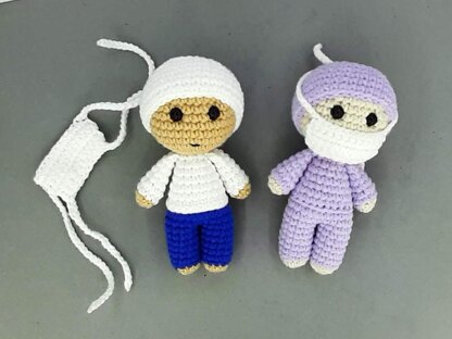 Amigurumi doctor / nurse