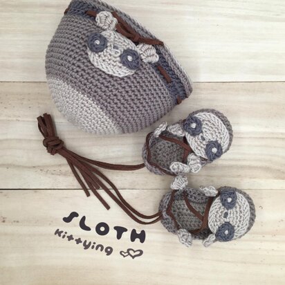 Sloth Beanie and Booties by Kittying