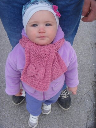 Nikolina scarf whit bow