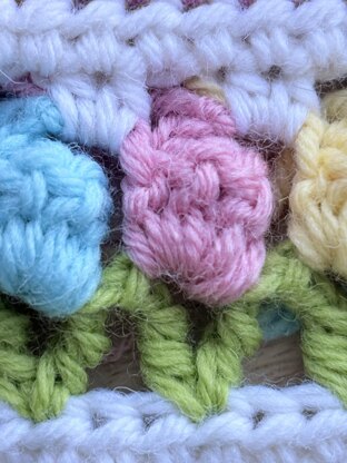 Tulip Breeze Bunting Crochet Pattern