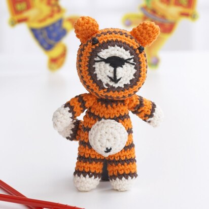 New Year Tiger Toy in Lily Sugar 'n Cream Solids