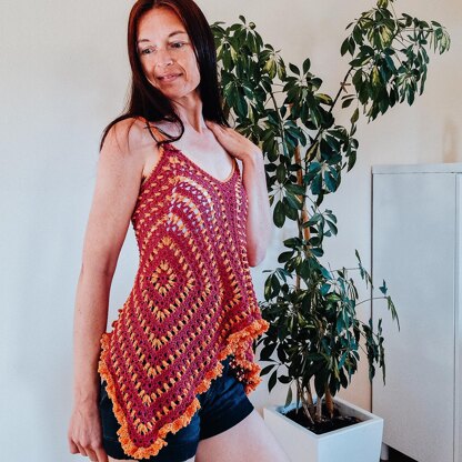 Puff Stitch Granny Square Top
