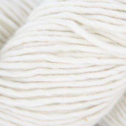 10 Skeins, Undyed Natural White Merino Silk Yarn, 3 Ply, 1.1 lb, Finge –  Hearts Desire Fiber