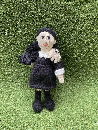 Enid and Wednesday dolls knitting pattern
