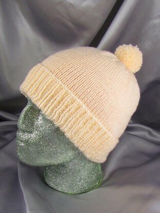 Simple Bobble Beanie Hat Circular