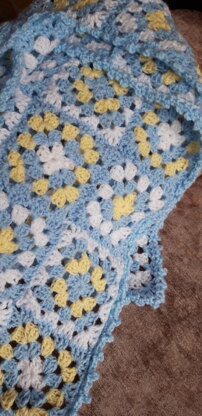 Baby shawl