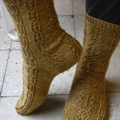 Guinevere - knitting pattern