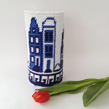 Vase in Delft Blue