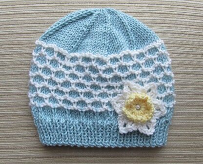 Blue and White Hat in Ridged Slip Stitch for a Girl 0-6 months, 2-4 years