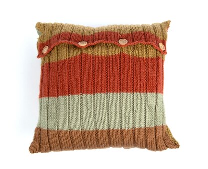Deramores Patchwork Throw and Cushion PDF
