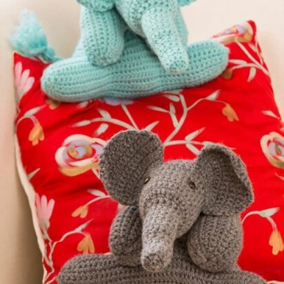 Elephant Friends in Red Heart Super Saver Economy Solids - LW4276