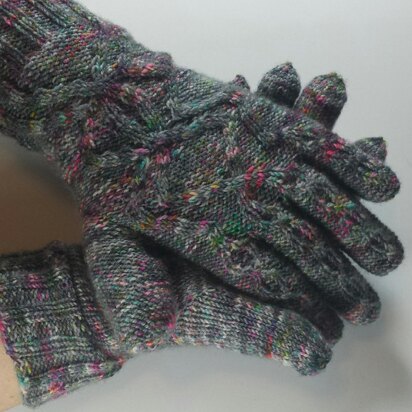 Rings of Love Gloves - knitting pattern