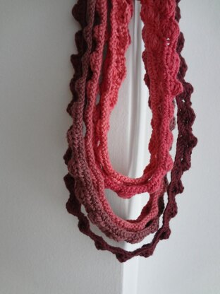 Bohemian Puff Stitch Necklace