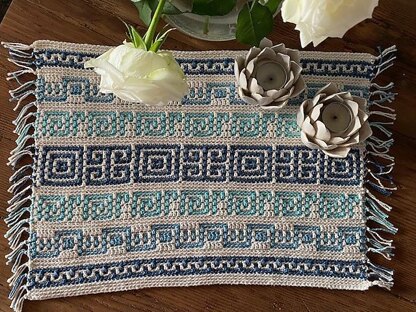 Apollo Mosaic Crochet Placemat / Runner